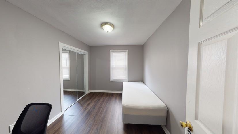 1310 East Fayette Street #1 - Photo 7 of 17