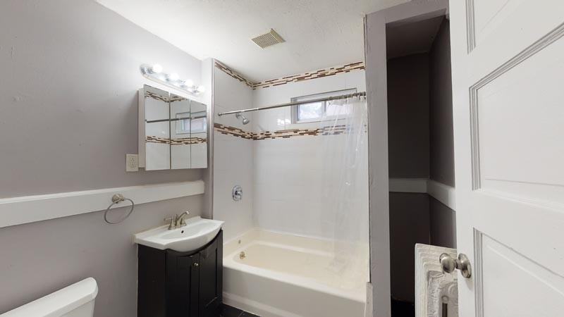 1407 East Fayette Street #2 - Photo 3 of 15