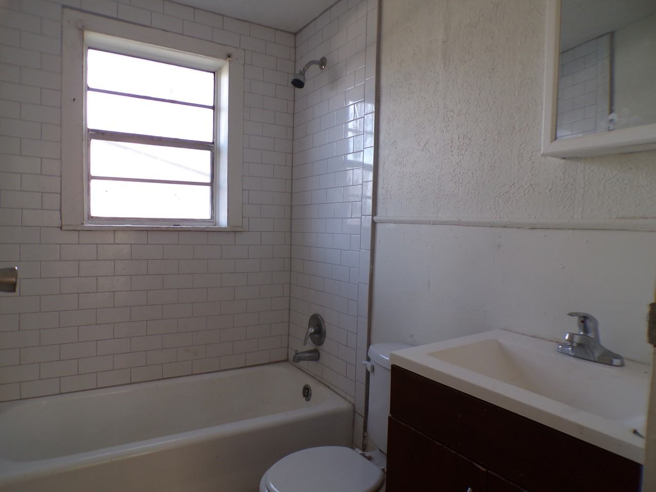 3716 44th Avenue North #1 - Photo 5 of 10