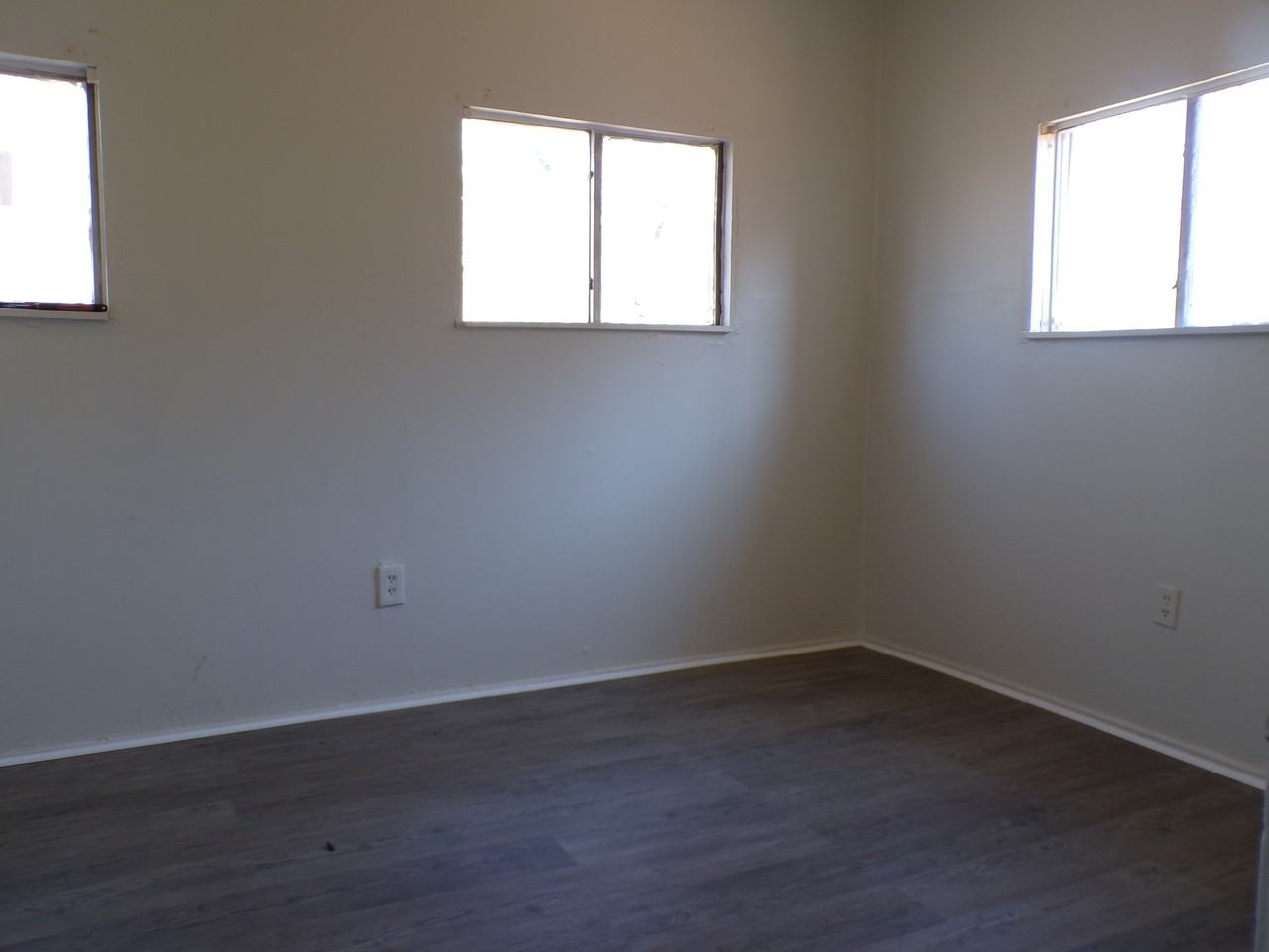 1734 Lee Avenue Southwest #1 - Photo 7 of 11