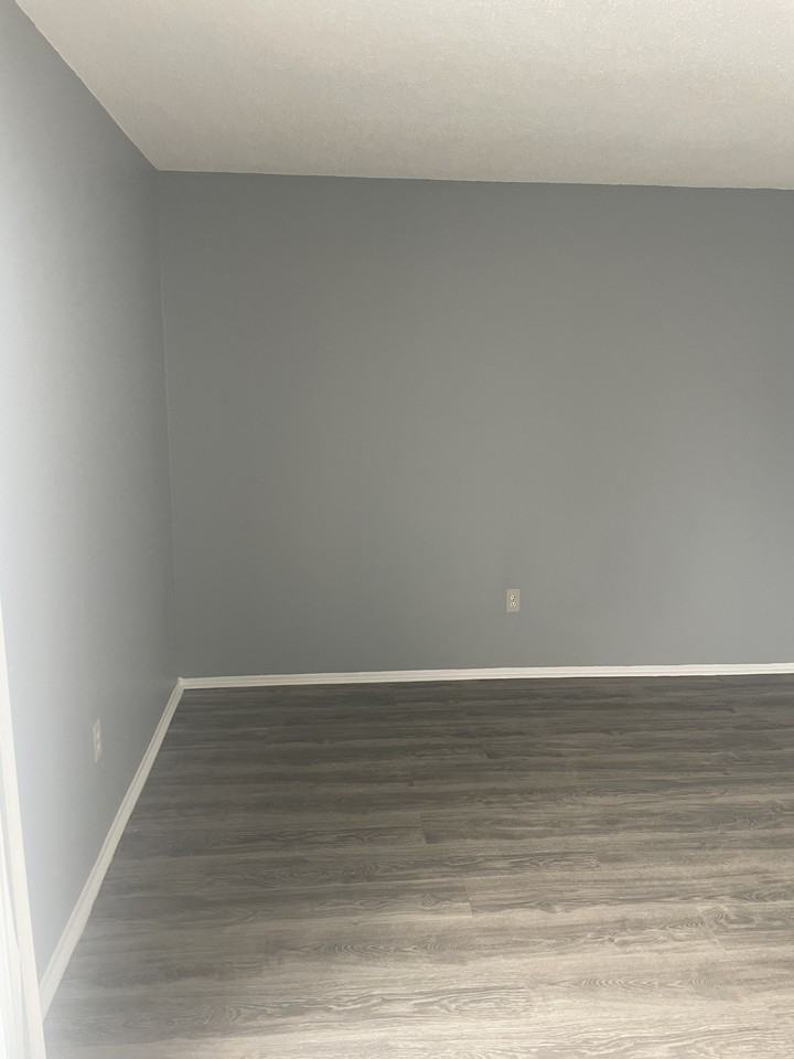 East Elmwood Avenue #24 - Photo 2 of 10