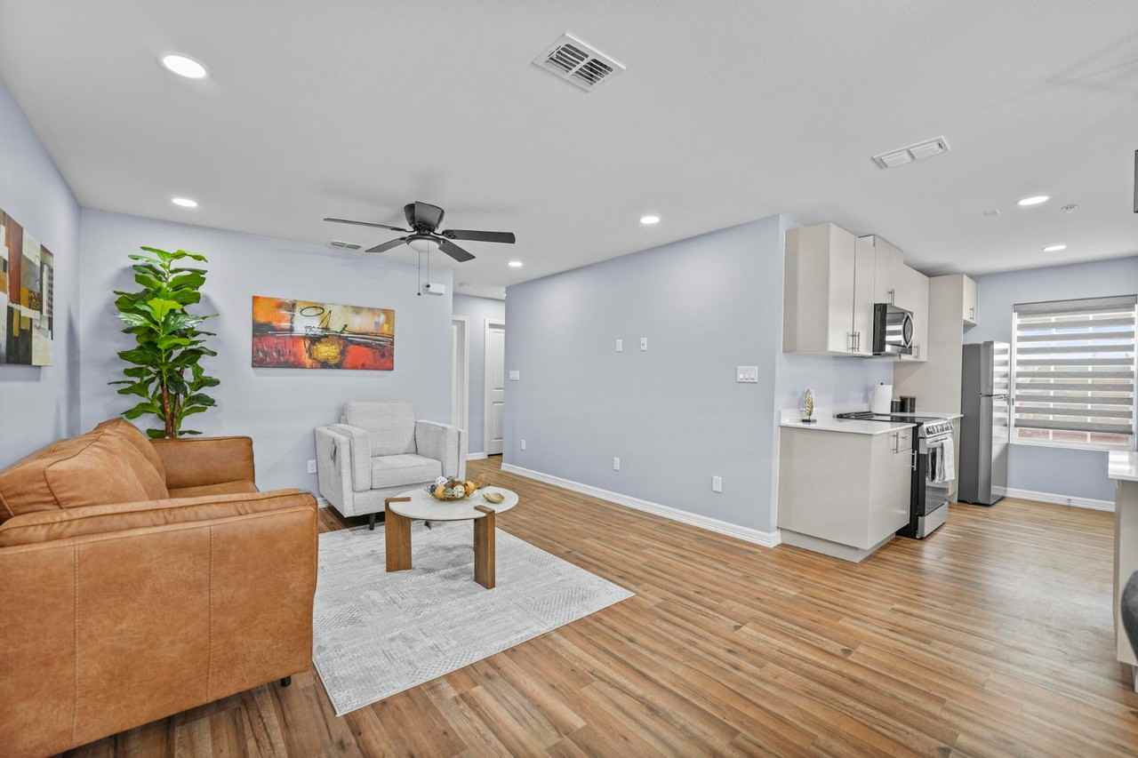 2204 Northridge Ave #A4