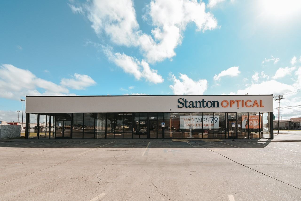 7804 North Navarro Street - Photo 4 of 5