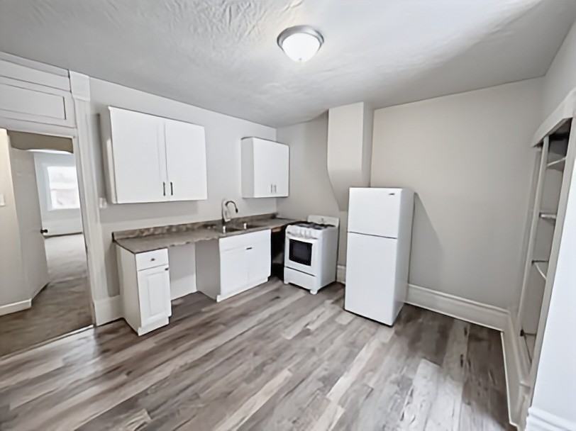 1358 Washington Blvd #B - Photo 2 of 15