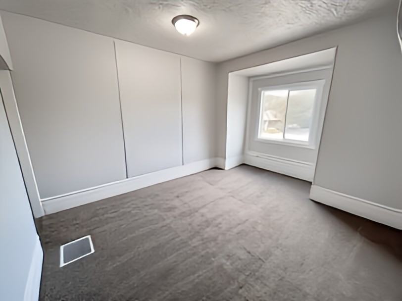 1358 Washington Blvd #B - Photo 3 of 15