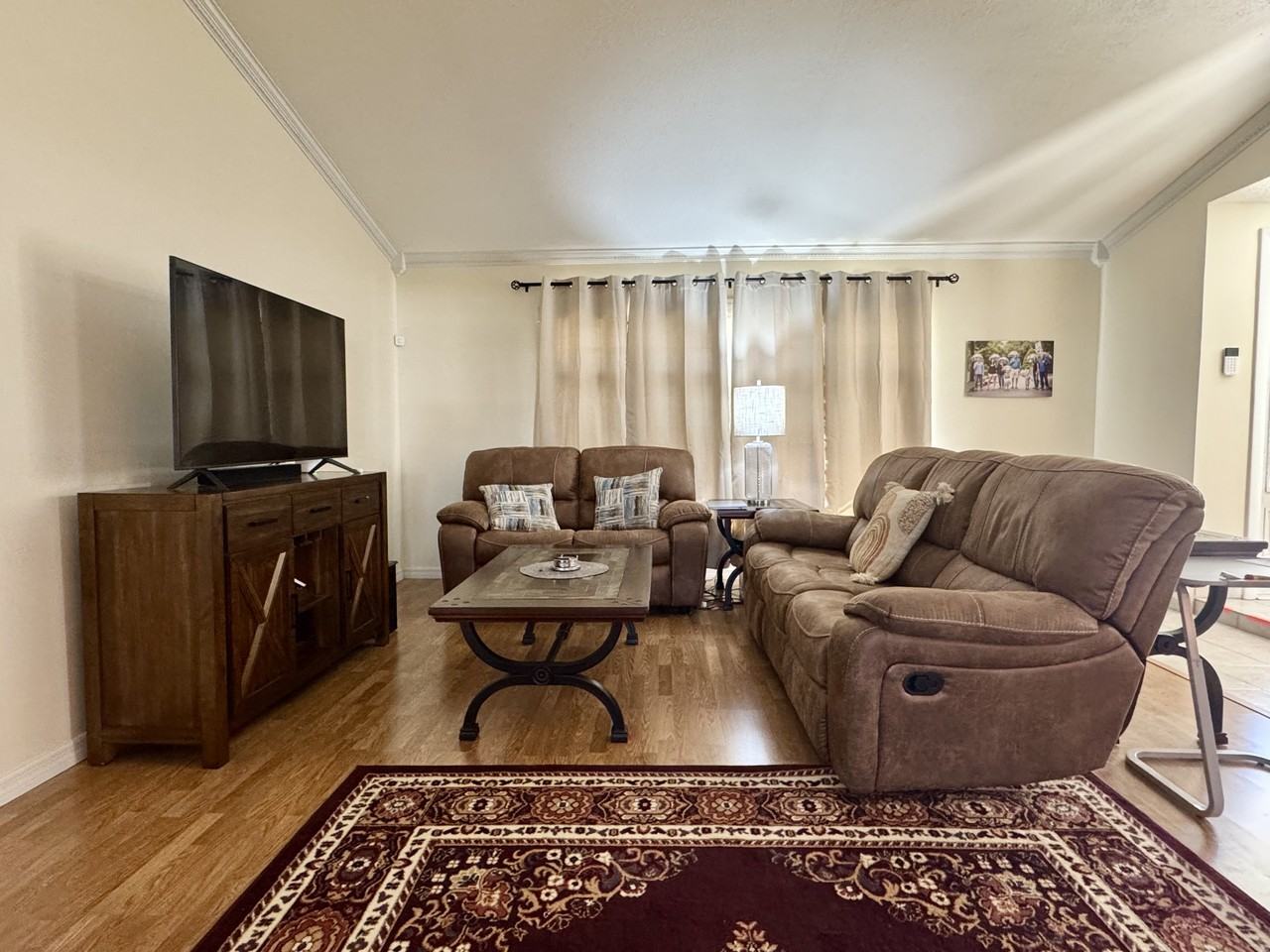 5325 Kings Ct #1 - Photo 3 of 26