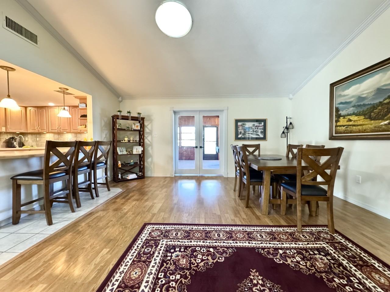 5325 Kings Ct #1 - Photo 5 of 26