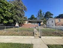 6906 Parkwood St #C - Photo 1 of 1