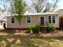 featured image of 2513 Avenue I #1