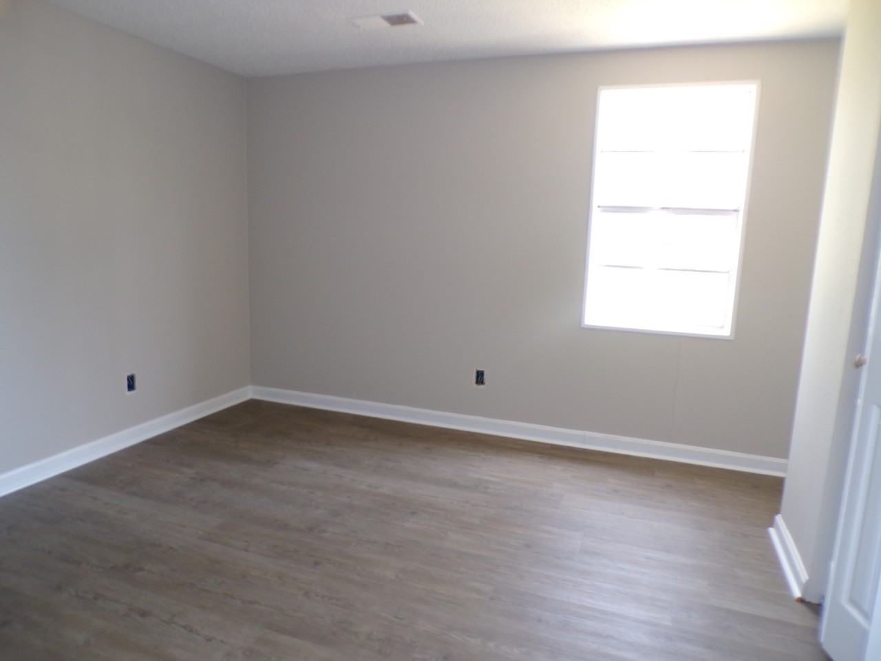 2513 Avenue I #1 - Photo 6 of 7