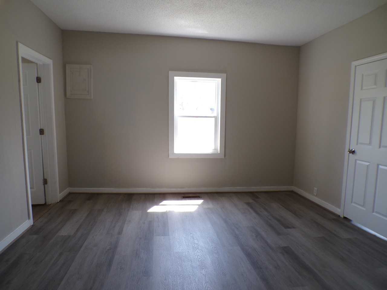 1113 Portland Street #1 - Photo 5 of 8