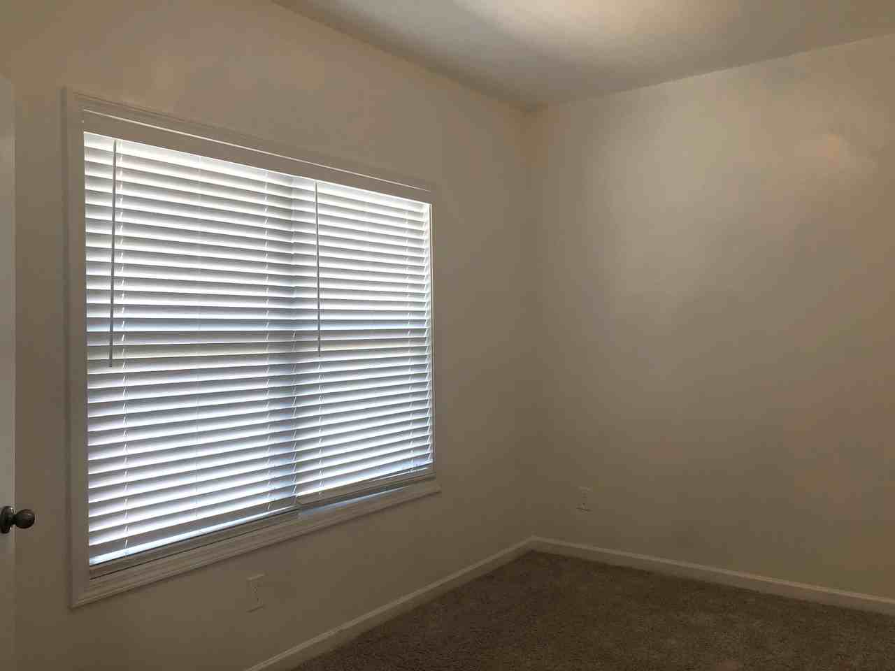 502 Geranium St #1 - Photo 6 of 21