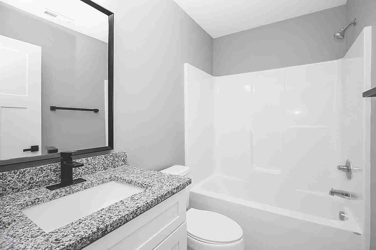 427 N Flint St #427 - Photo 7 of 18