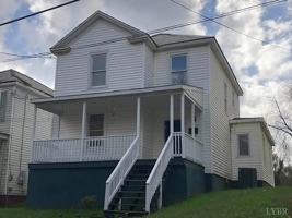 featured image of 1015 Cabell Street #1