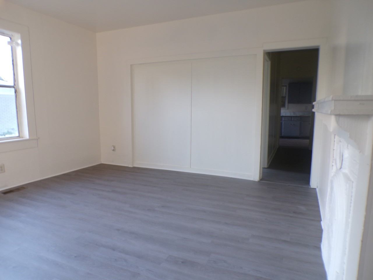 435 62nd Street #1 - Photo 2 of 12