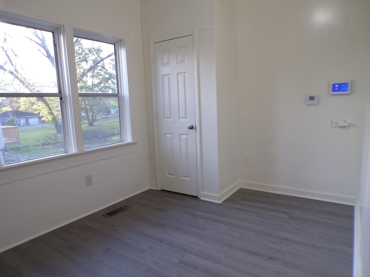 435 62nd Street #1 - Photo 3 of 12