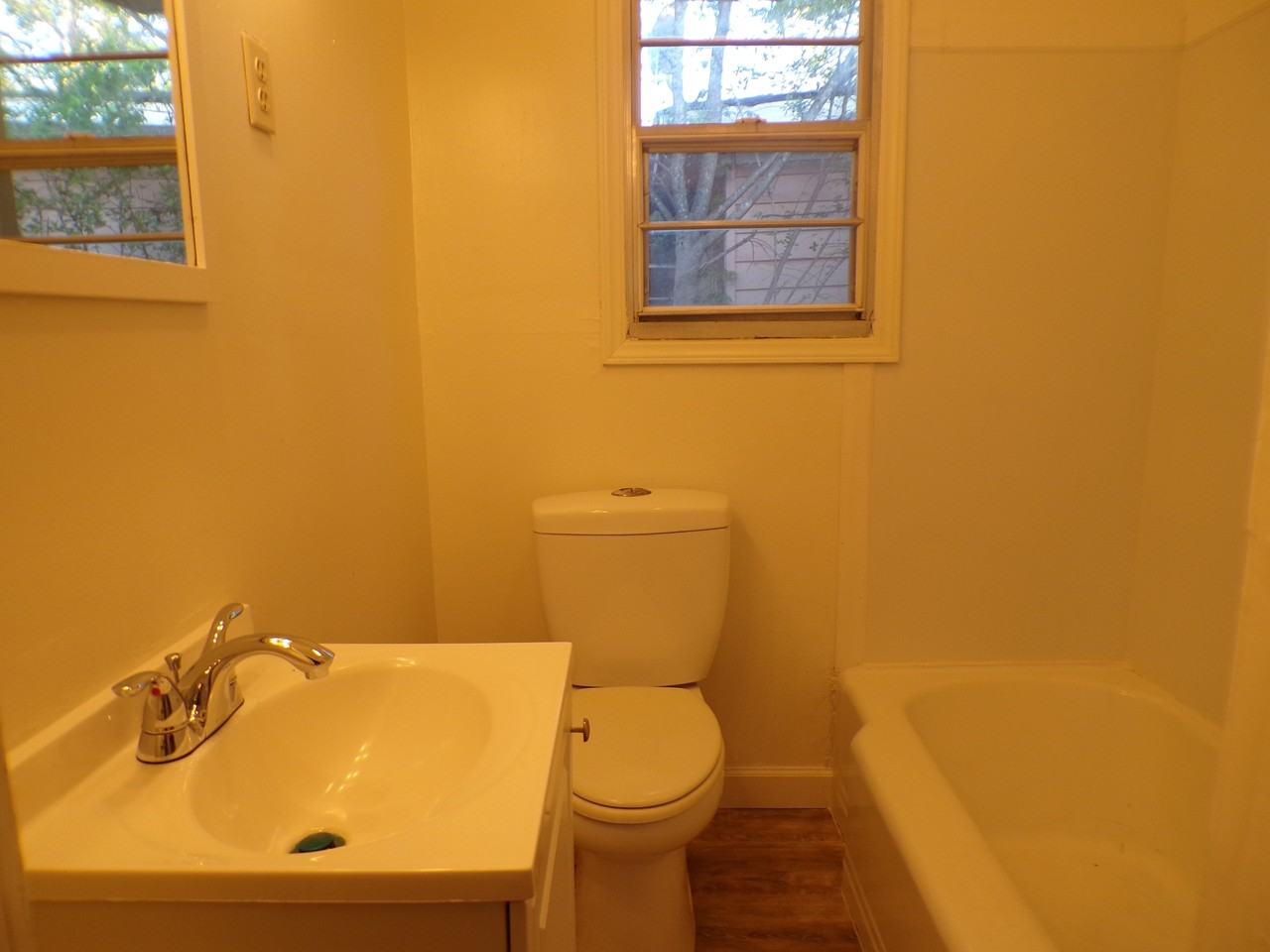 435 62nd Street #1 - Photo 4 of 12