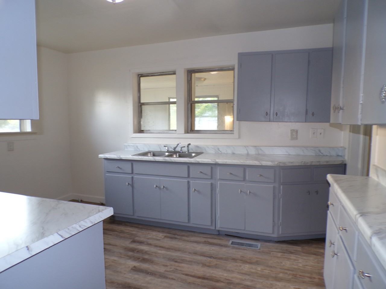 435 62nd Street #1 - Photo 7 of 12