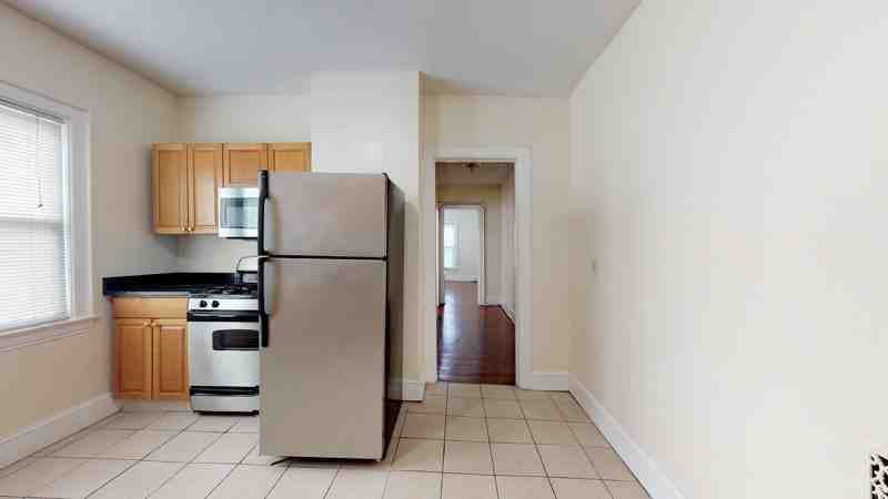 1318 Madison Street #1 - Photo 5 of 14