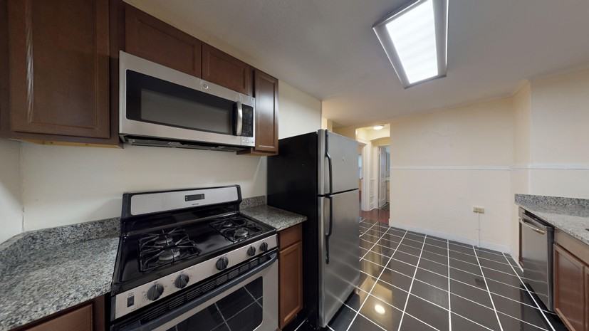 1408 East Genesee Street #1 - Photo 4 of 13