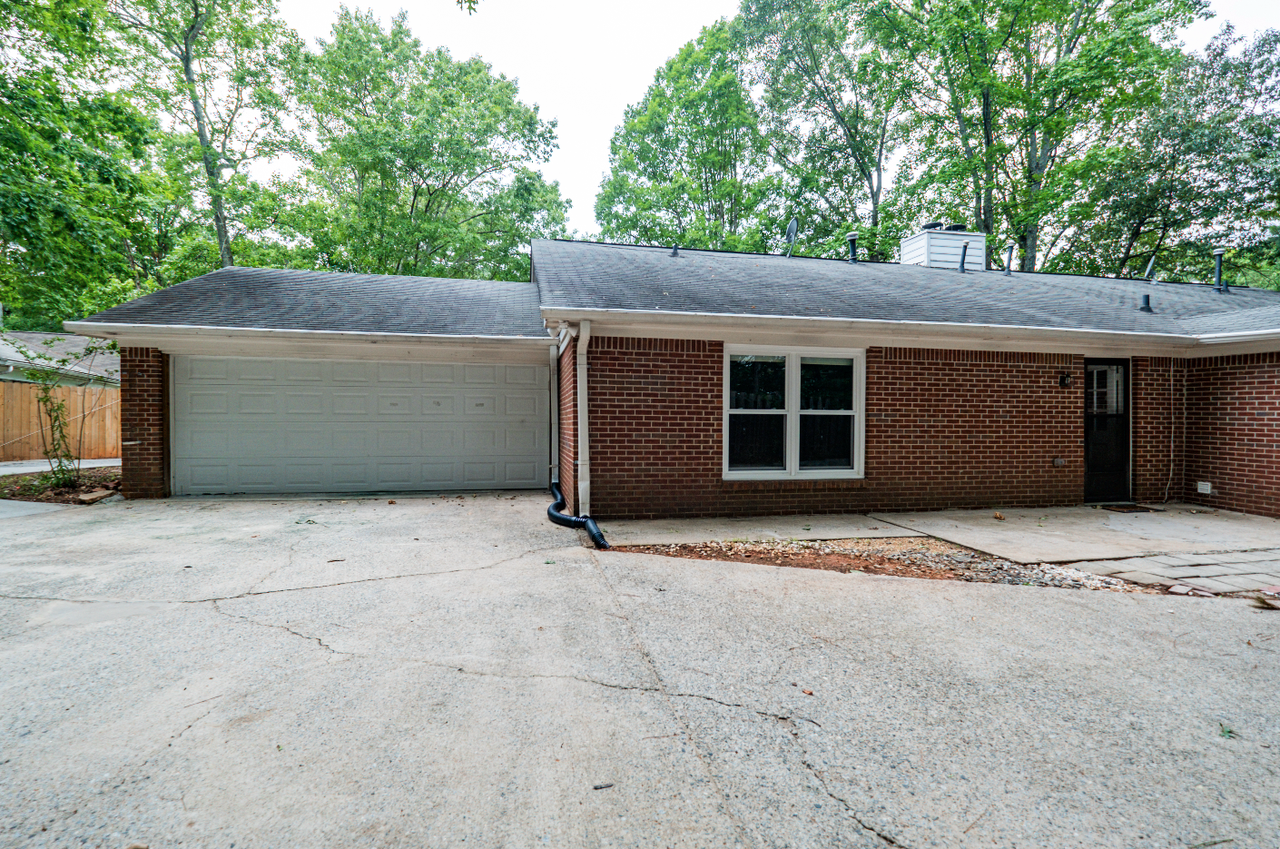 2496 Leeshire Road #2 - Photo 2 of 3