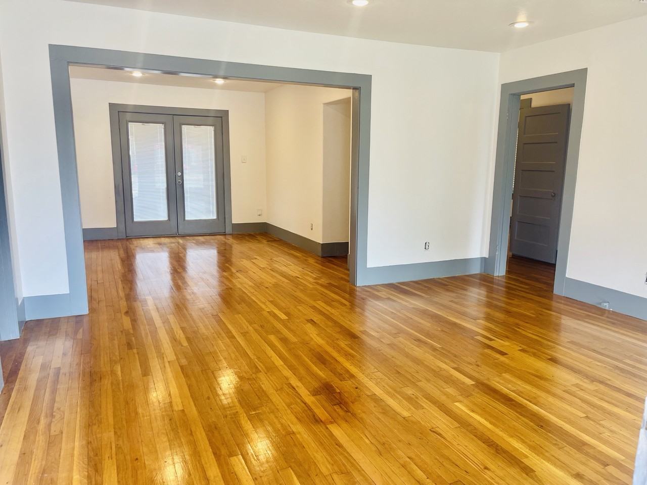 2314 16th Street #1 - Photo 3 of 10