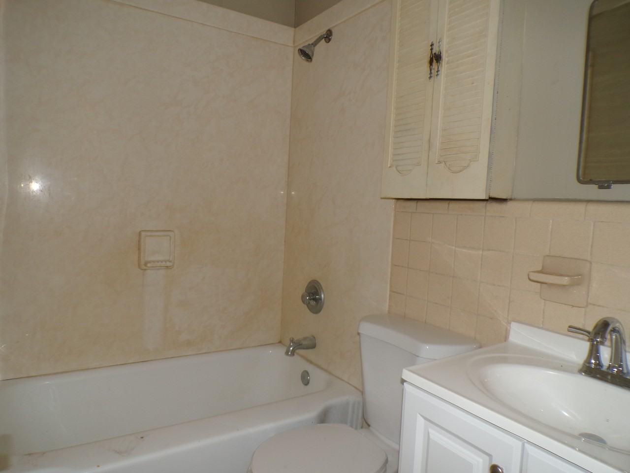 1200 33rd Street #1 - Photo 6 of 8