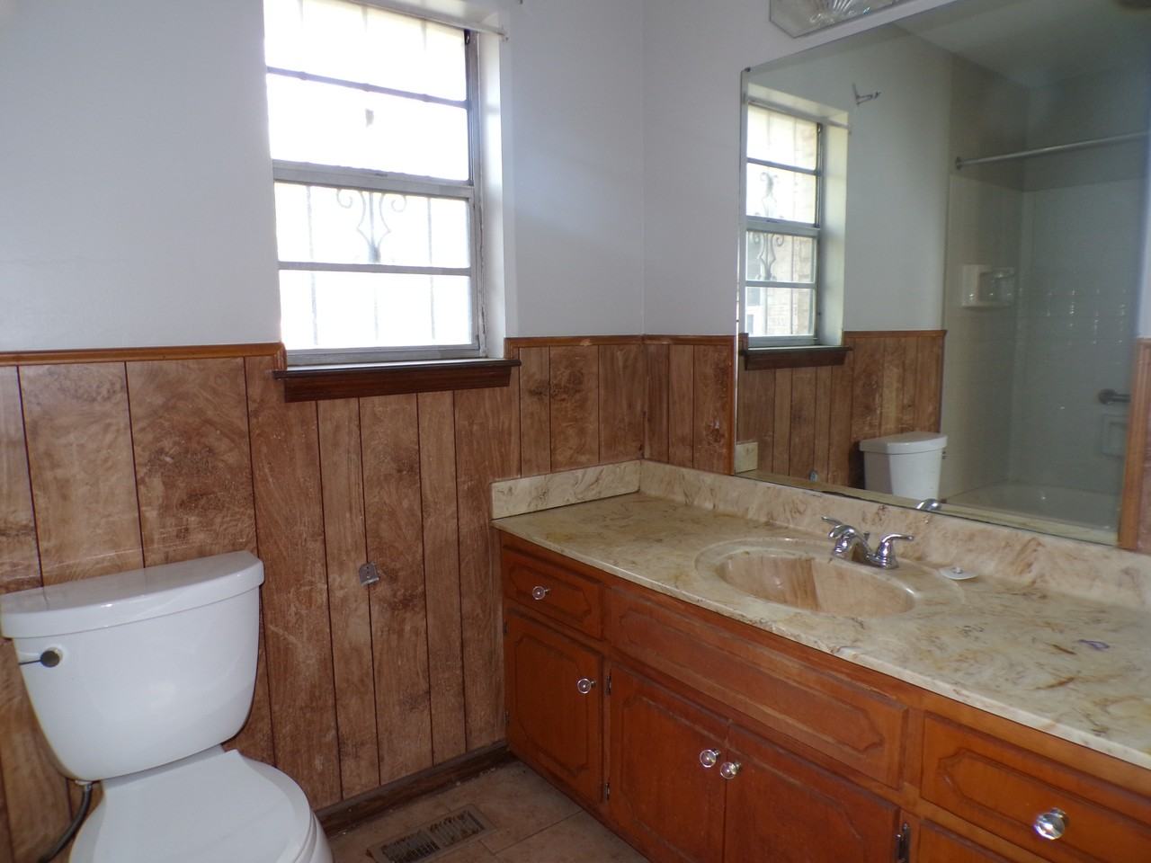 1216 17th St Sw #1 - Photo 6 of 9