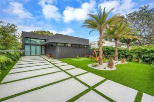 featured image of 145 Northwest 51st Street #0