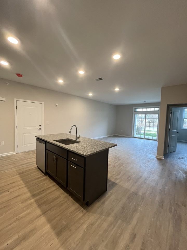 323 Tower Ridge Cir #323 - Photo 3 of 19