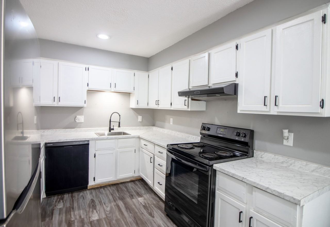 1306 Wyoming Avenue #4 - Photo 2 of 11