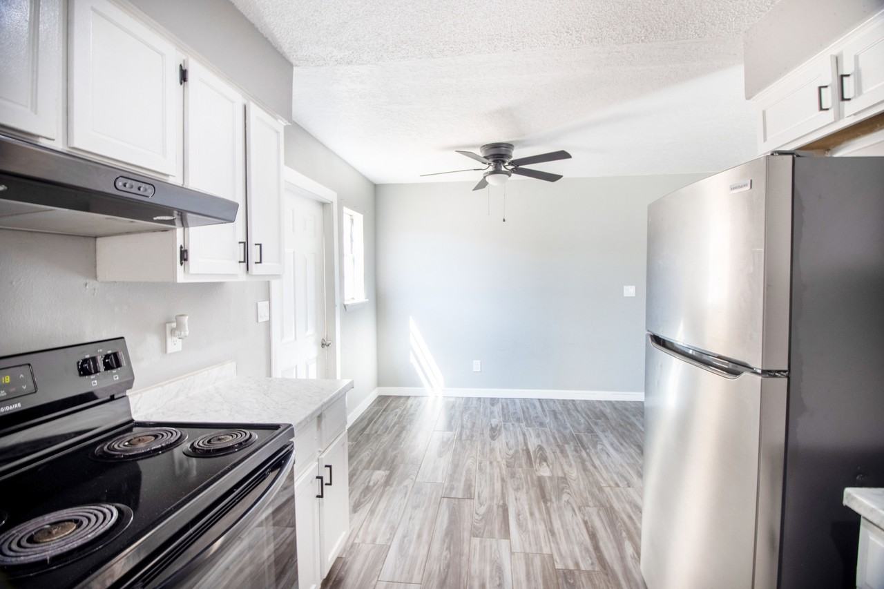 1306 Wyoming Avenue #4 - Photo 4 of 11