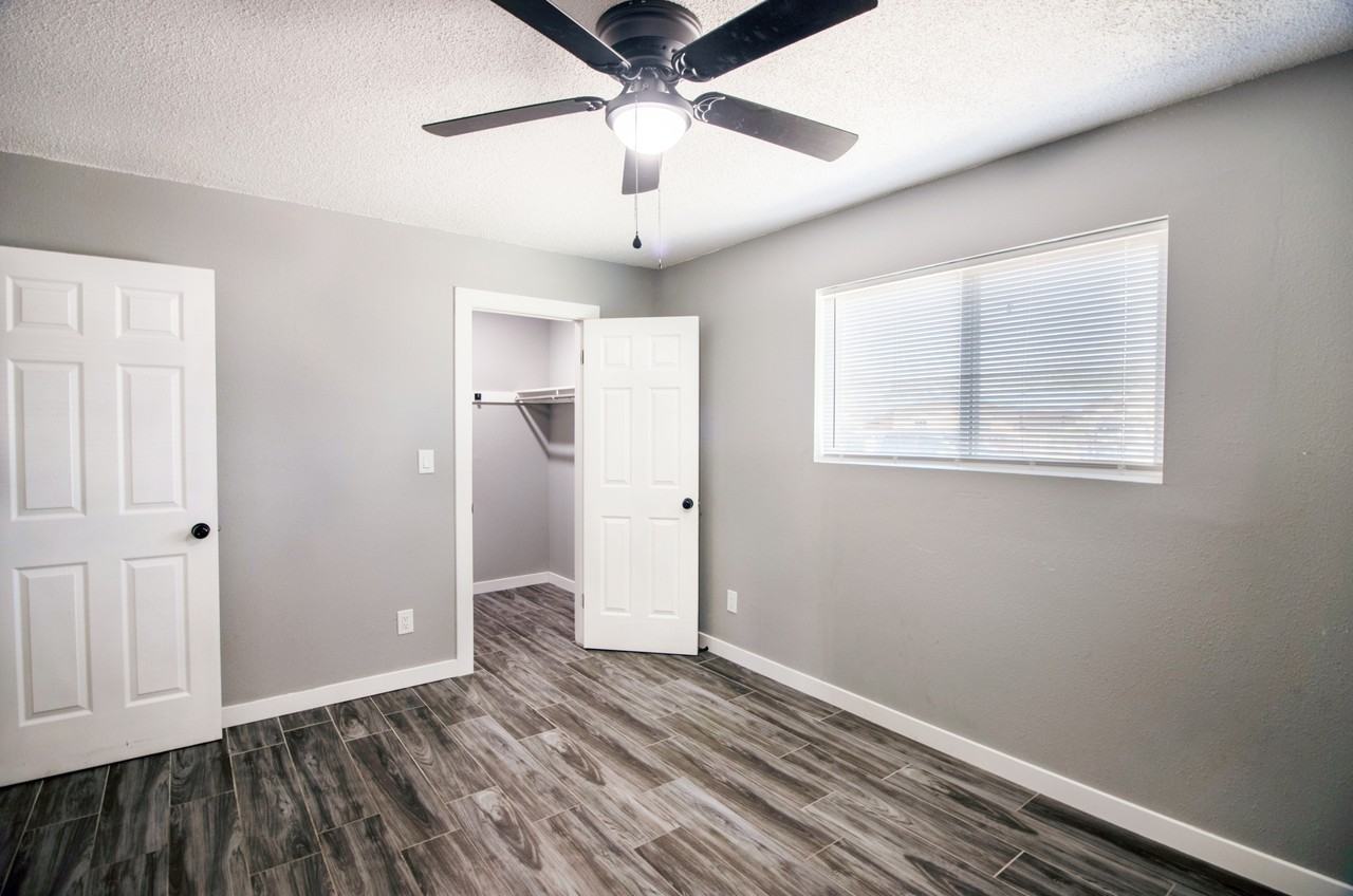 1306 Wyoming Avenue #4 - Photo 7 of 11