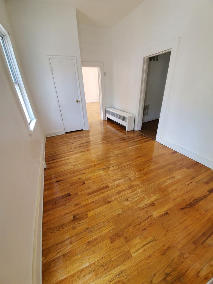 143 King George Street #1 - Photo 2 of 11