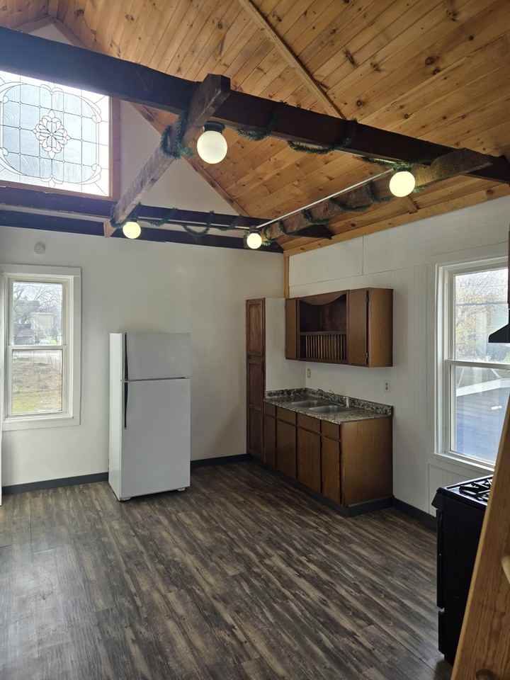 127 West Washington Avenue #A - Photo 2 of 22