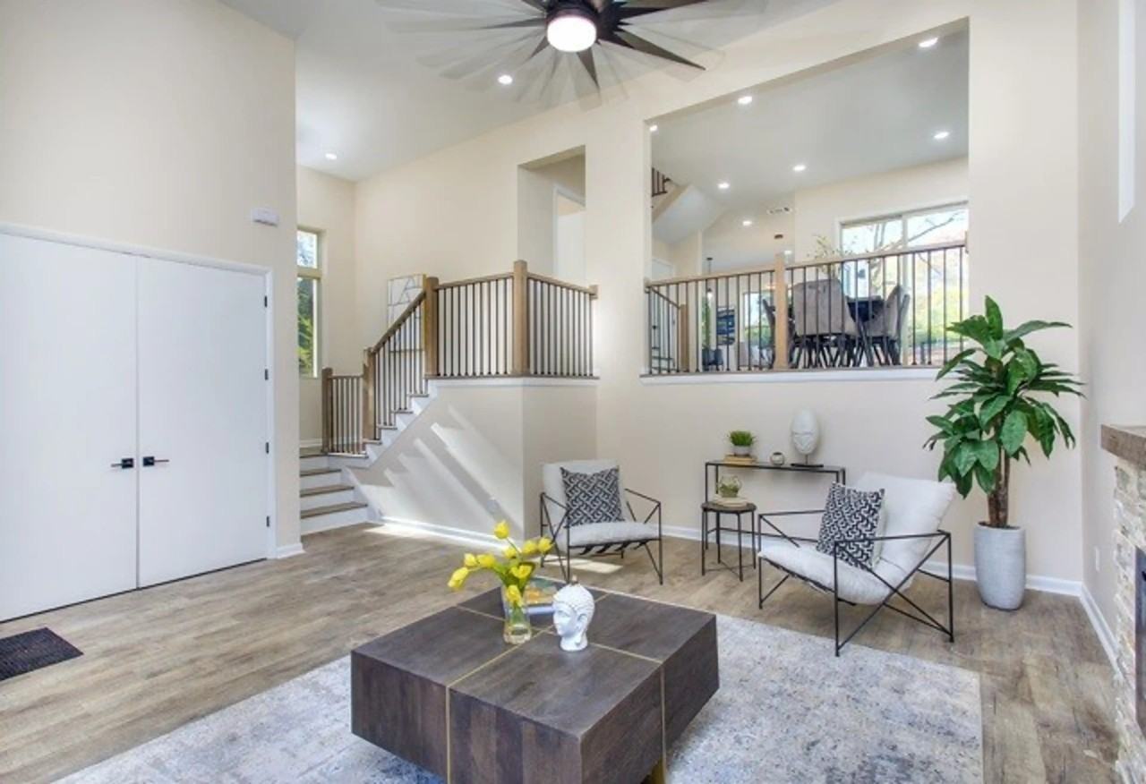 1657 Richard Allen Dr #1 - Photo 3 of 10