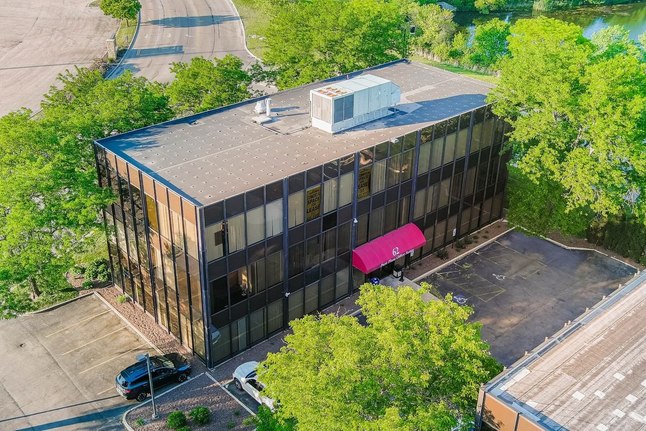 62 Orland Square Drive - Photo 6 of 11