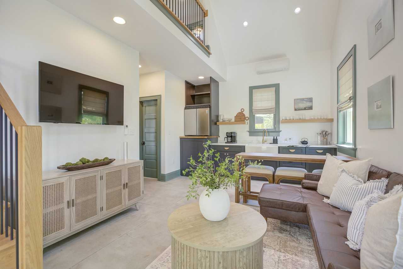 431 West Park Avenue #1