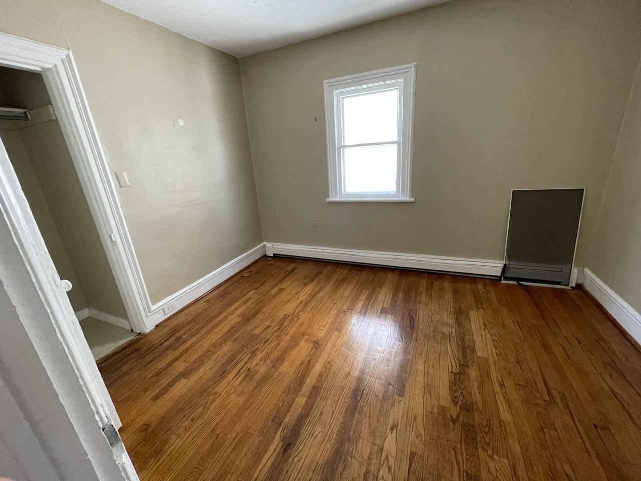 819 Court Street #2 - Photo 5 of 9