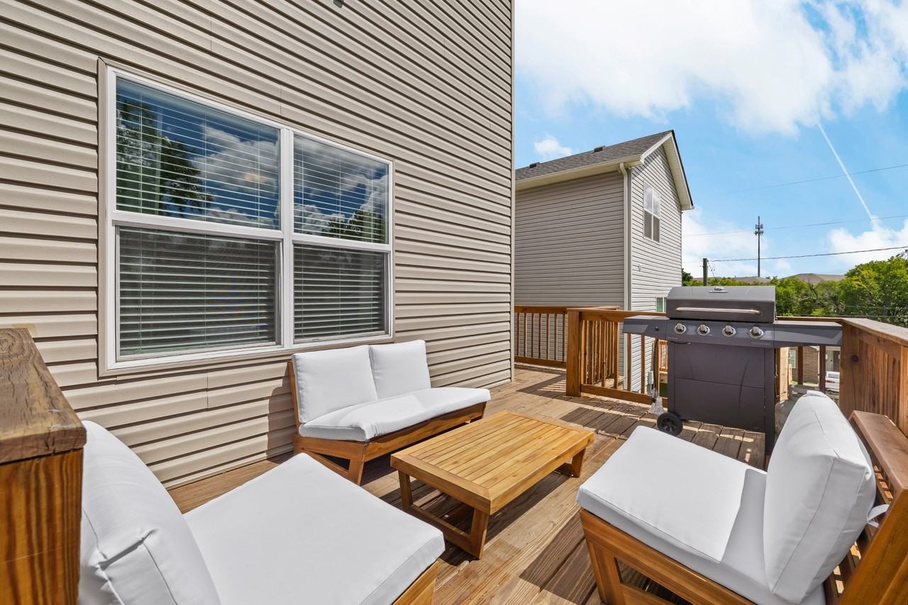 1835 Glade Street #1 - Photo 4 of 36