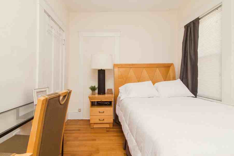 31 Plymouth Street #D - Photo 3 of 6