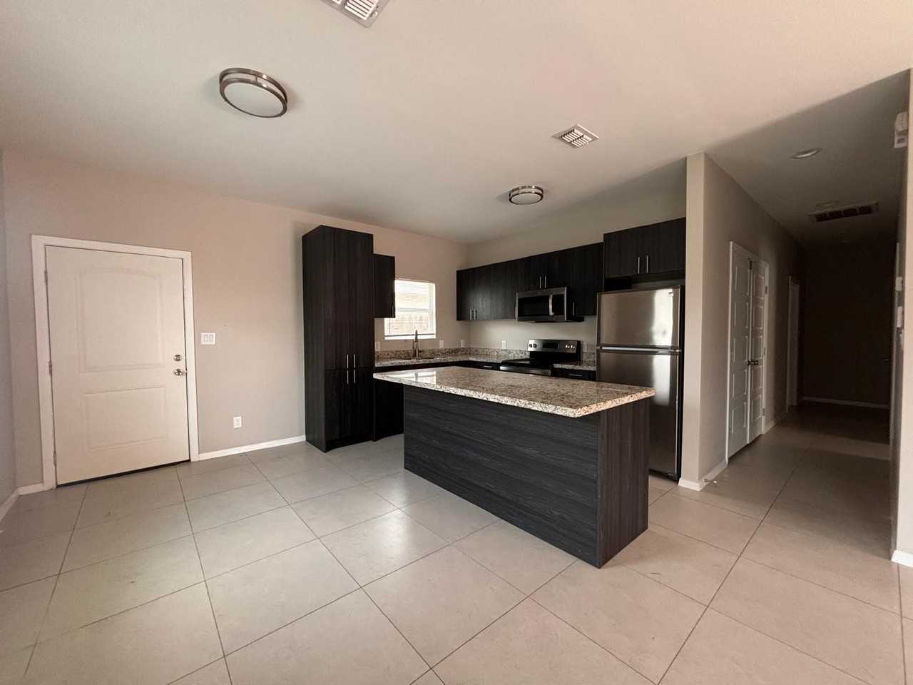 1313 Alta Vista Drive #4 - Photo 2 of 14