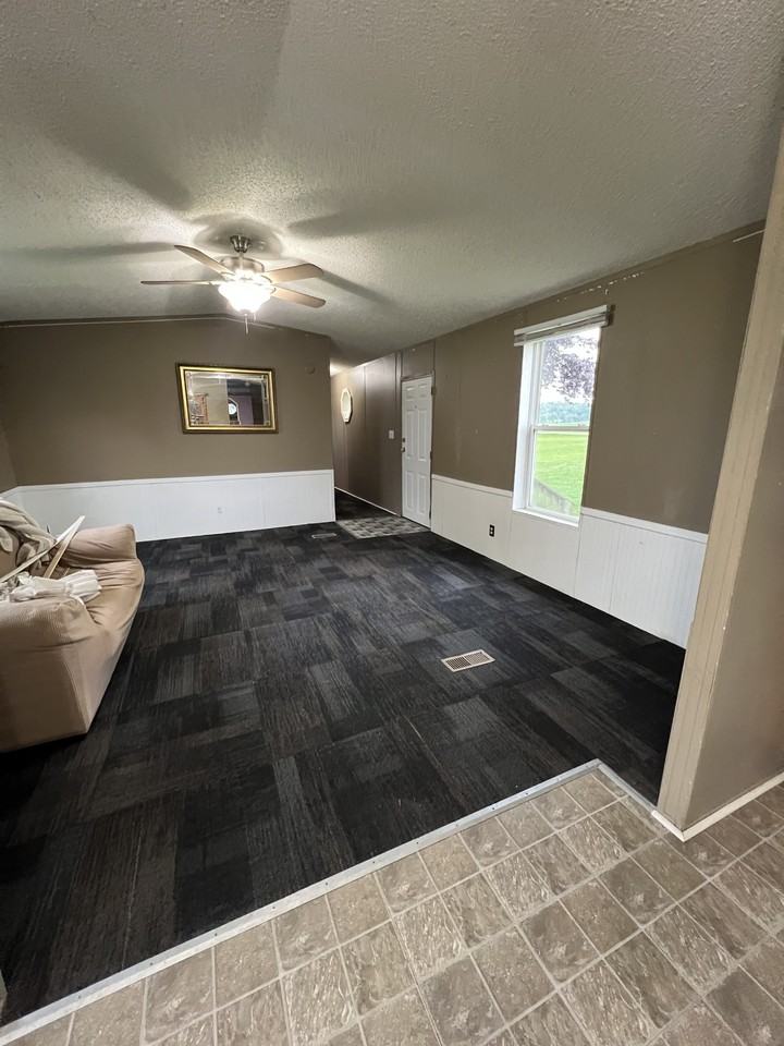 2328 Oak Hill Rd #1 - Photo 4 of 15