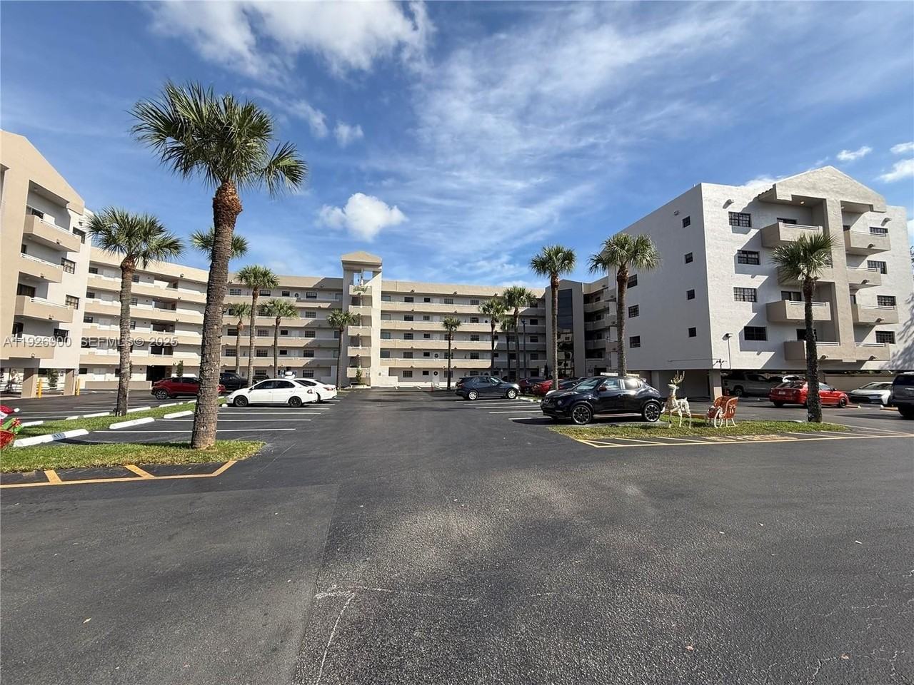 15969 Northwest 64th Avenue #504