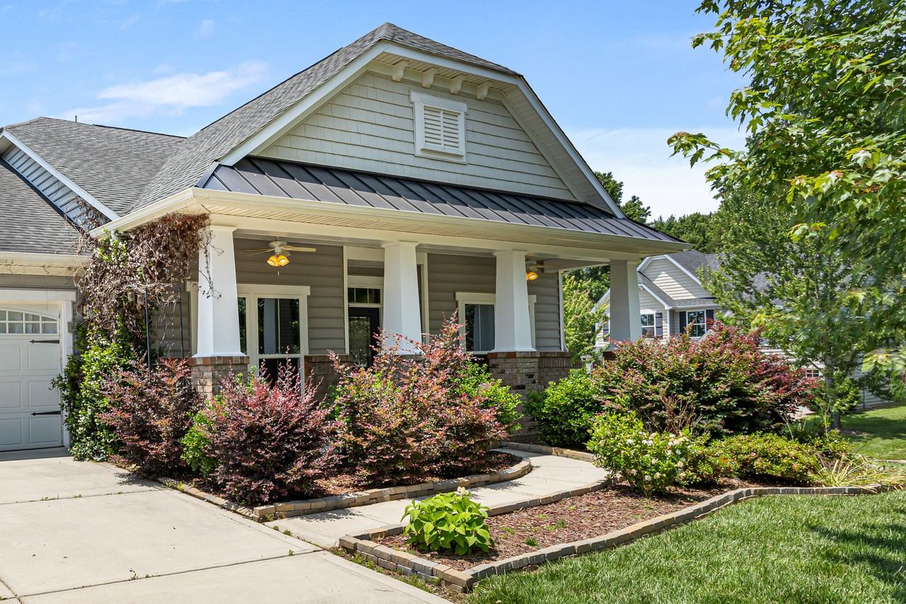 4006 Fall Oak Terrace #1 - Photo 3 of 44