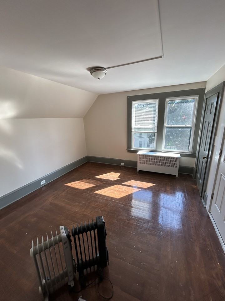 139 Mckinley Avenue #C - Photo 5 of 7