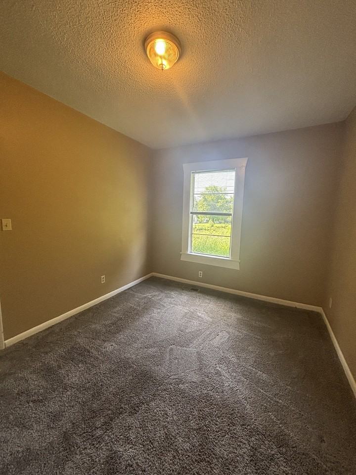 538 Gulfport Street #1 - Photo 4 of 7