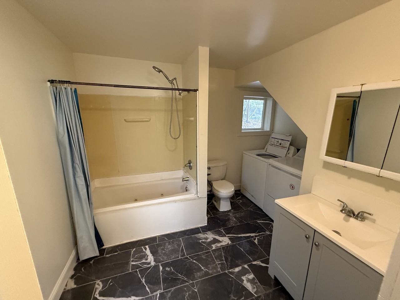 335 Spencer Road - Photo 3 of 9