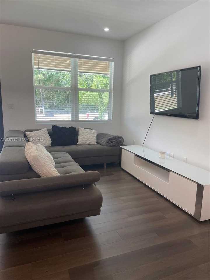 675 North Romero Street #675 - Photo 4 of 50