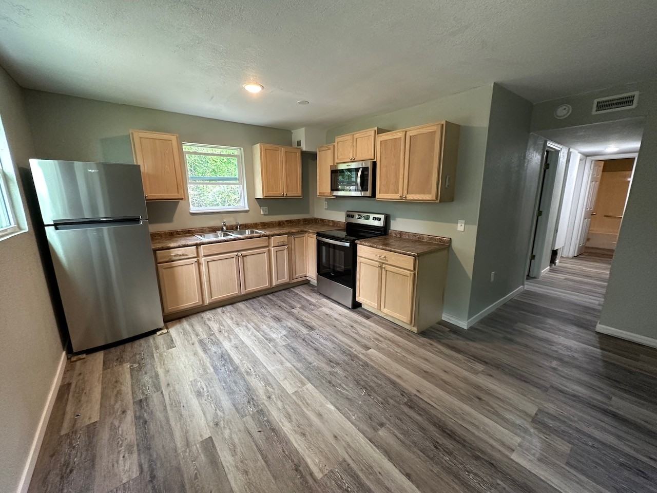 Worthan Drive #206 - Photo 4 of 14